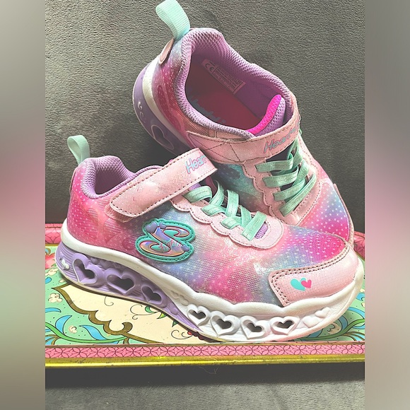Skechers Other - Skechers Heart Lights pink size 1